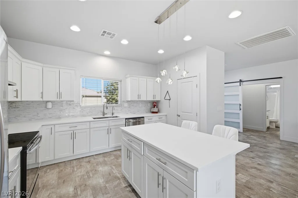 90 Weeping Willow, Pahrump, NV 89048