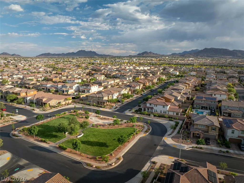 307 Crescent Verse, Henderson, NV 89015