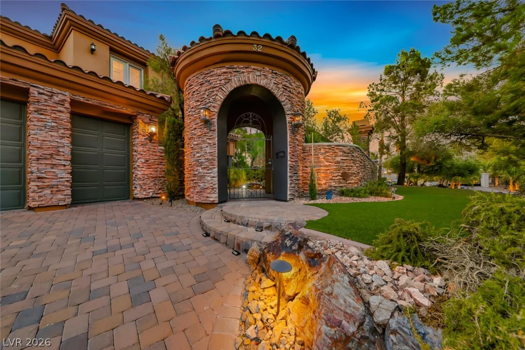 32 Via Siena, Henderson, NV 89011