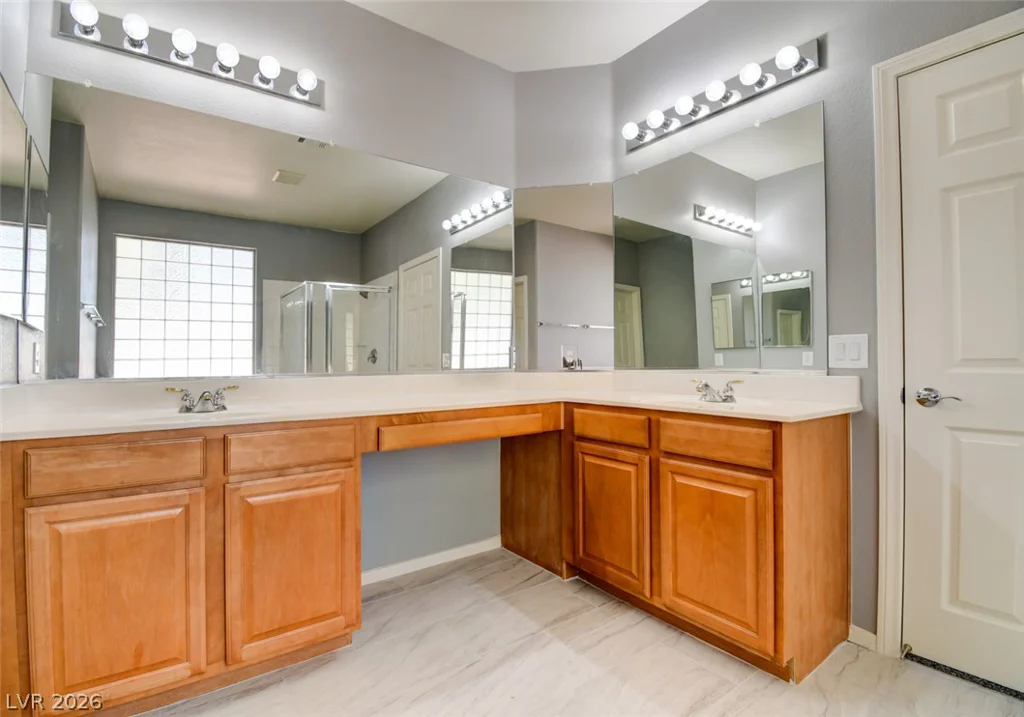 5423 Basset Hound, Las Vegas, NV 89131