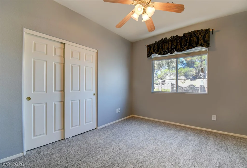 5423 Basset Hound, Las Vegas, NV 89131
