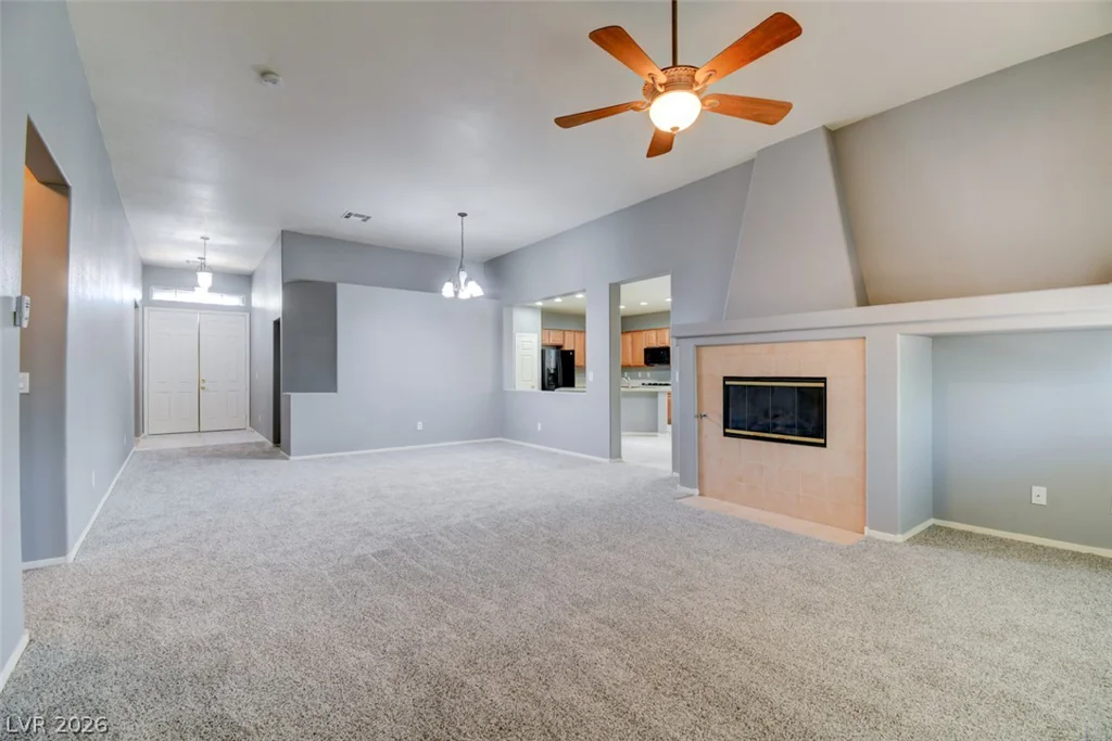 5423 Basset Hound, Las Vegas, NV 89131