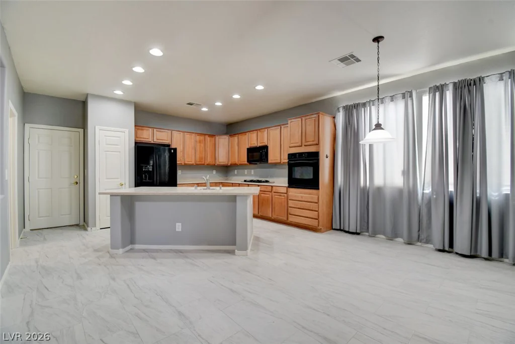 5423 Basset Hound, Las Vegas, NV 89131