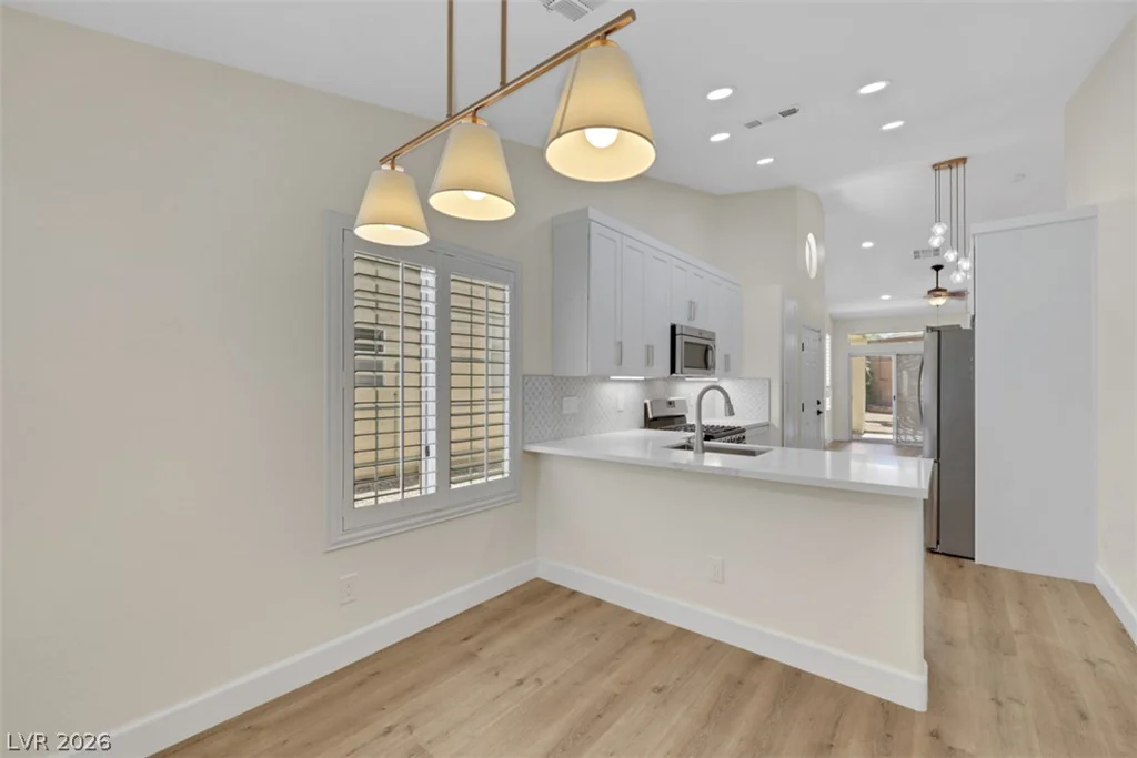 1705 Eagle Peak, Las Vegas, NV 89134