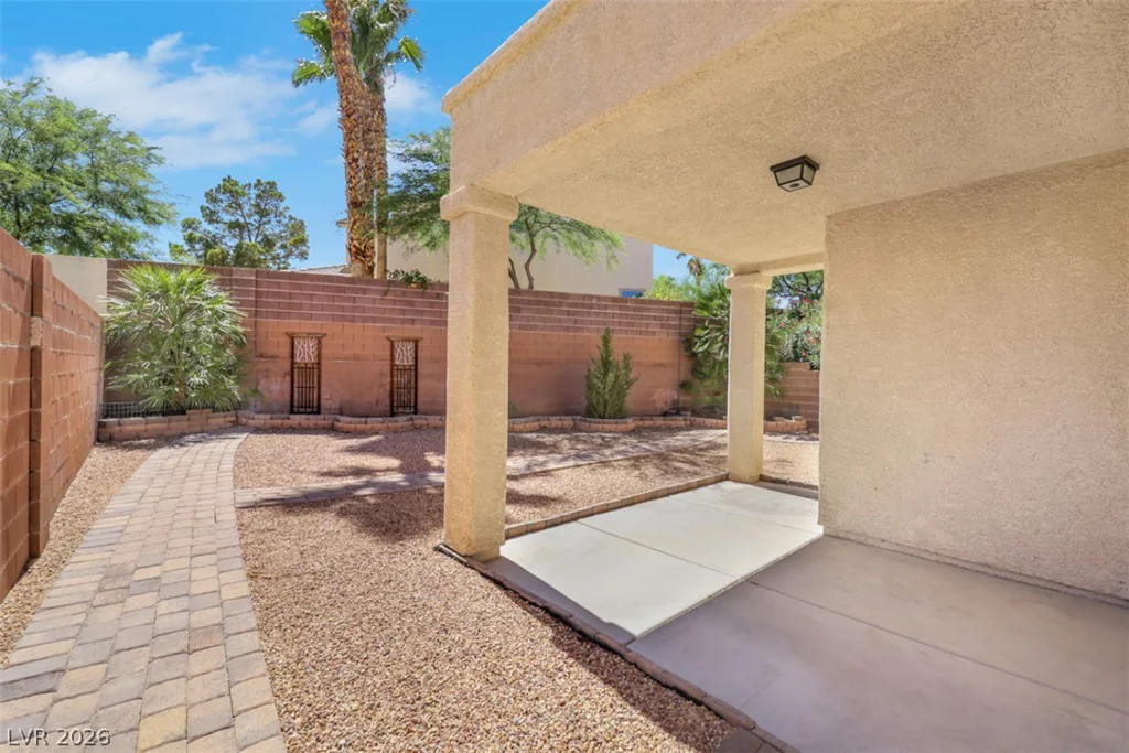 1705 Eagle Peak, Las Vegas, NV 89134