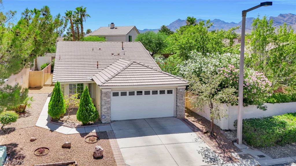 1705 Eagle Peak, Las Vegas, NV 89134