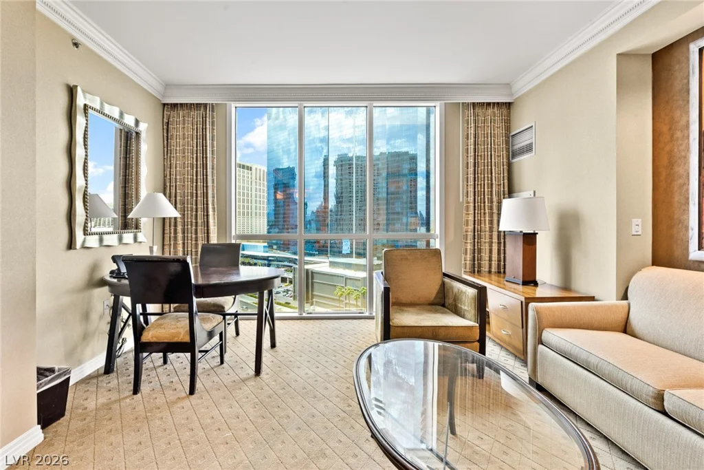 125 Harmon, Las Vegas, NV 89109