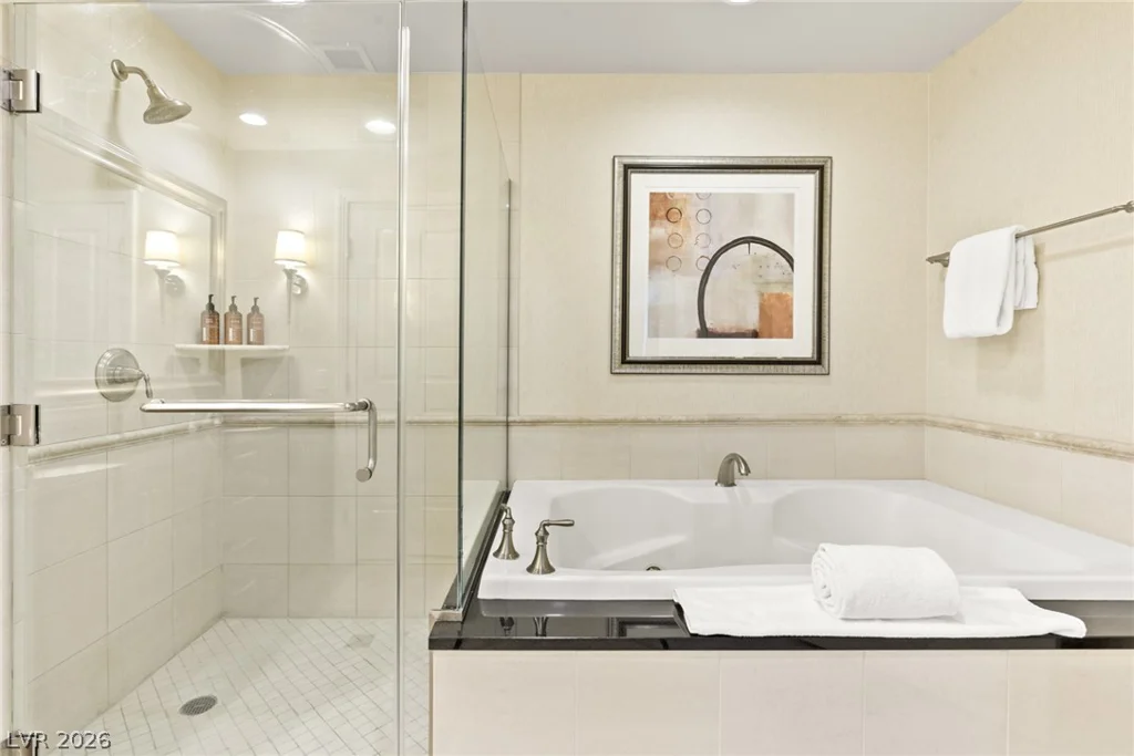 125 Harmon, Las Vegas, NV 89109