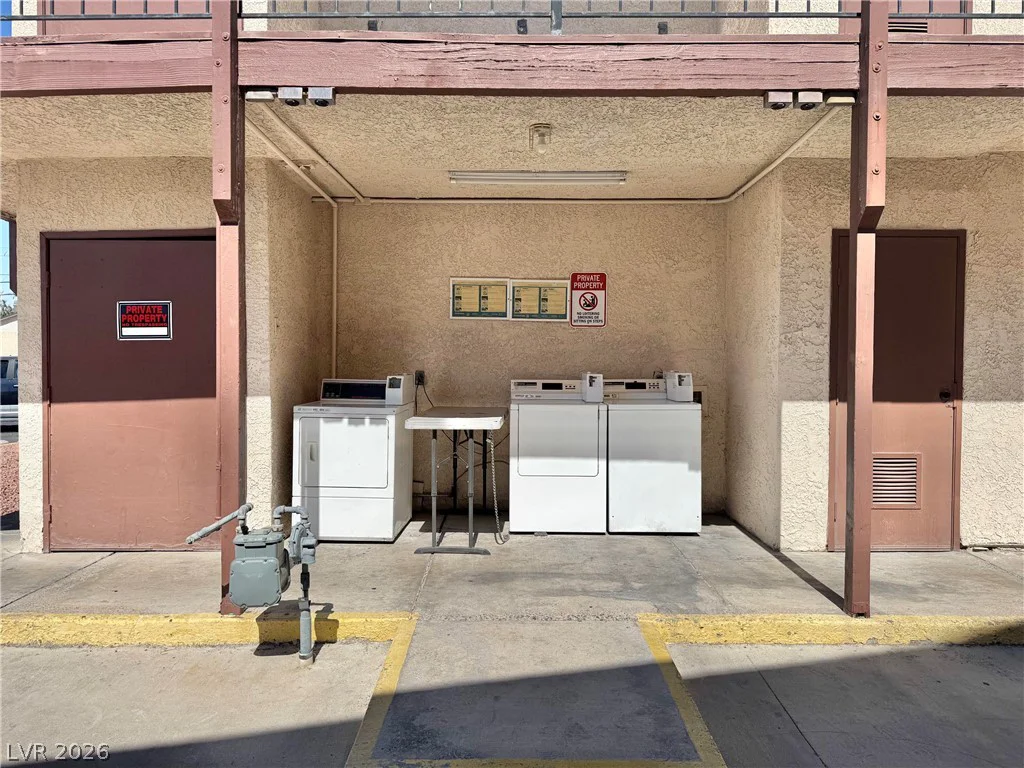 4955 Jeffreys, Las Vegas, NV 89119