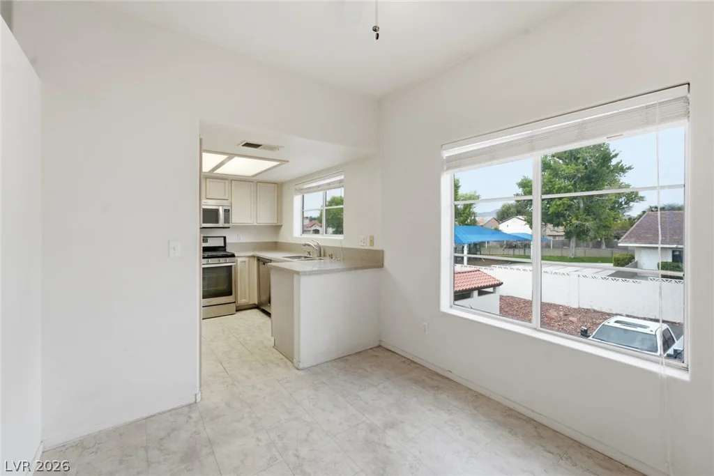 2975 Bluegrass, Henderson, NV 89074