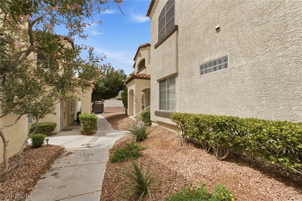 2975 Bluegrass, Henderson, NV 89074