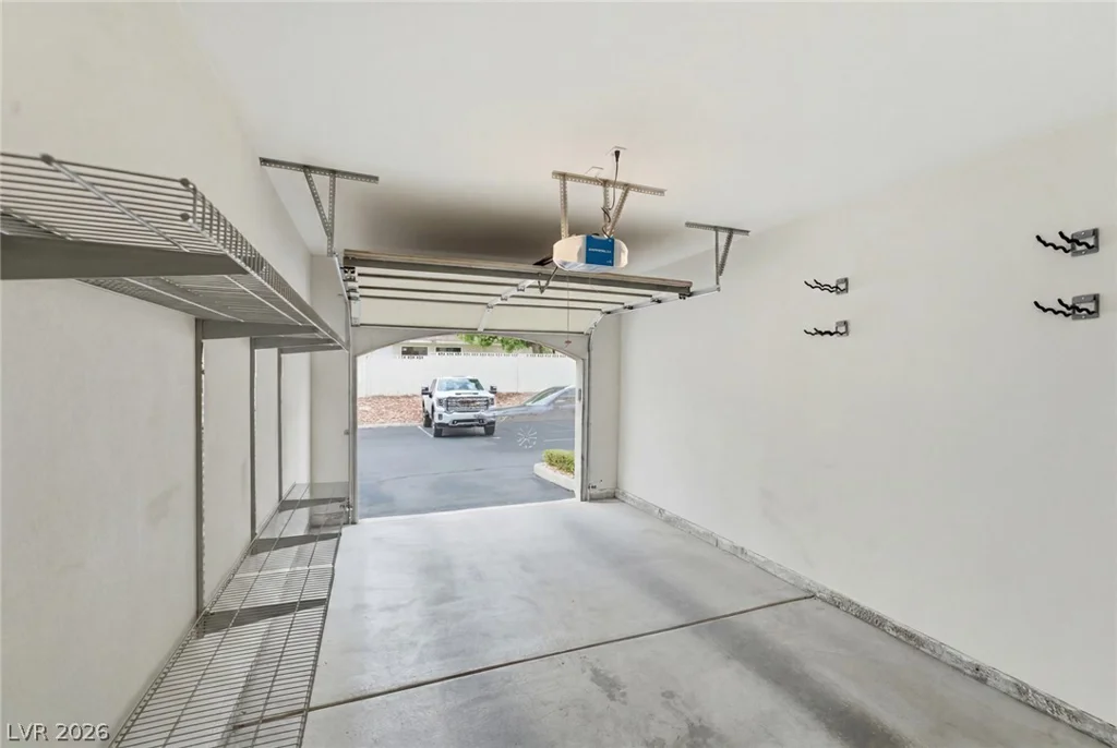 2975 Bluegrass, Henderson, NV 89074