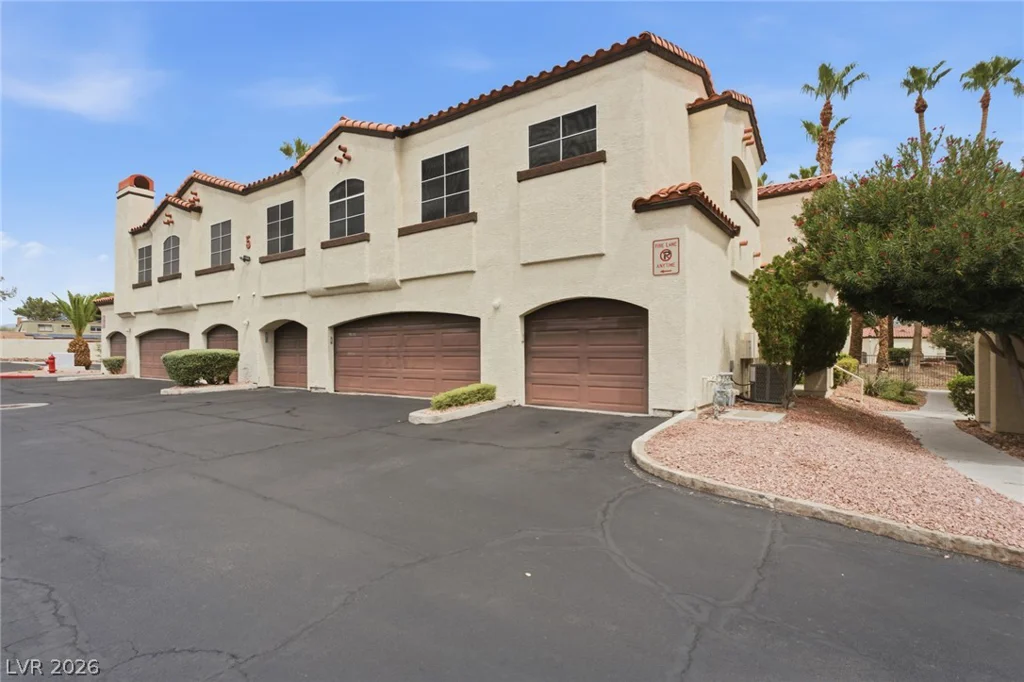 2975 Bluegrass, Henderson, NV 89074