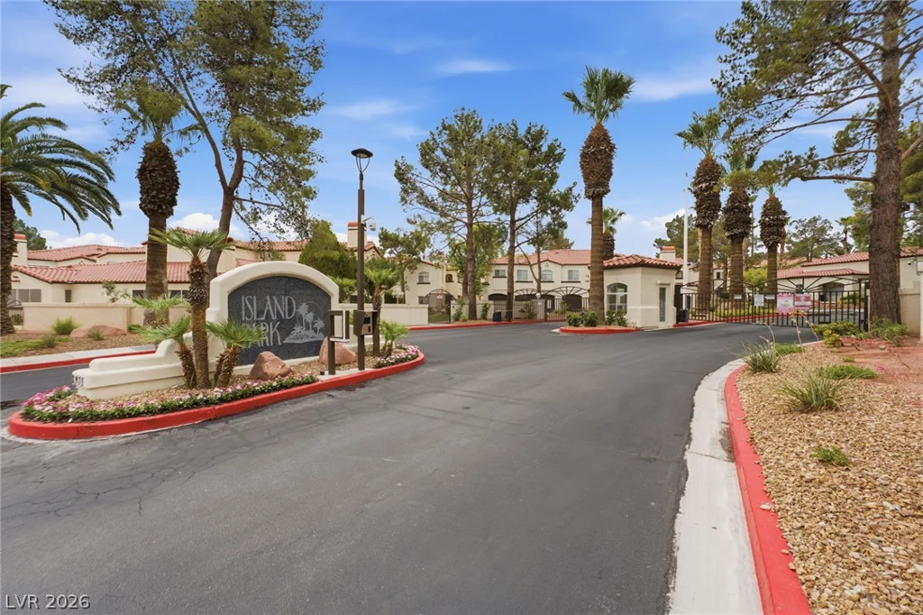 2975 Bluegrass, Henderson, NV 89074