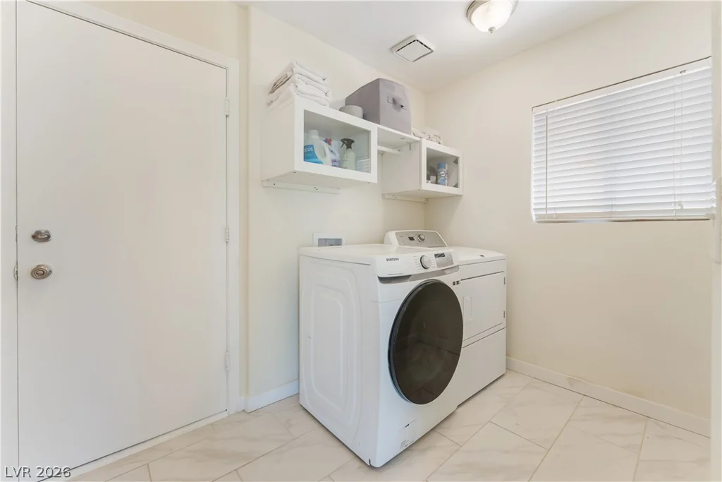 8872 Chapman, Las Vegas, NV 89129