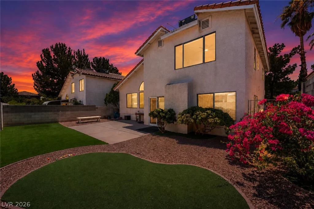 8872 Chapman, Las Vegas, NV 89129