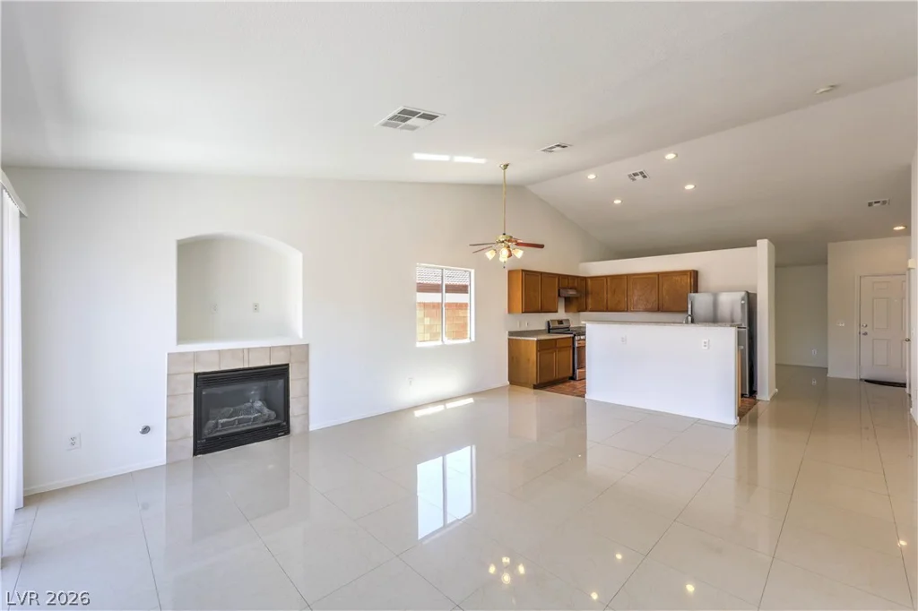 710 Turtleback, North Las Vegas, NV 89031