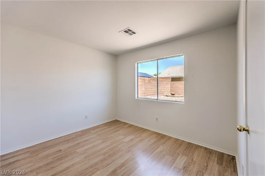 710 Turtleback, North Las Vegas, NV 89031