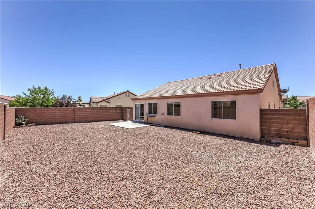 710 Turtleback, North Las Vegas, NV 89031