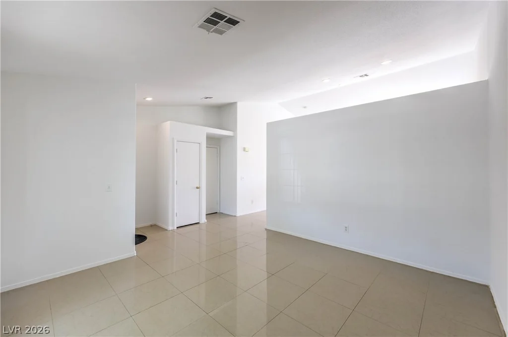710 Turtleback, North Las Vegas, NV 89031