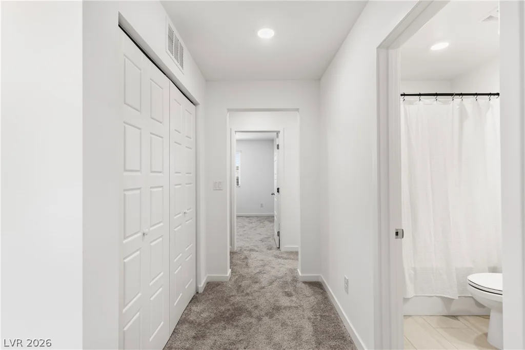 6308 Foxes Dale, Las Vegas, NV 89166
