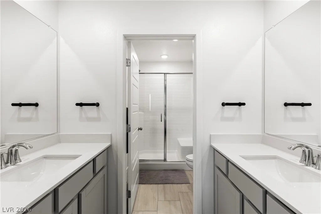 6308 Foxes Dale, Las Vegas, NV 89166