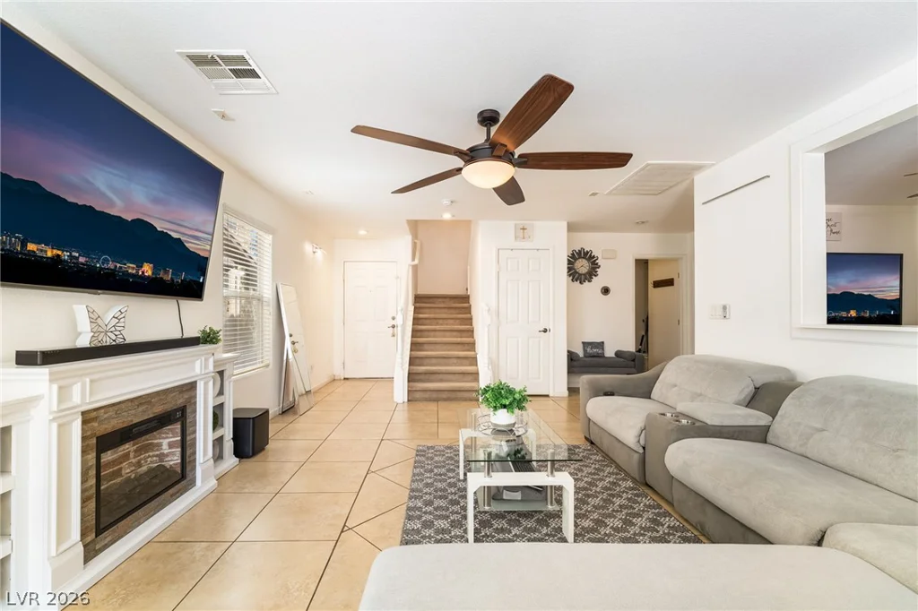 87 Glen Park, Las Vegas, NV 89183