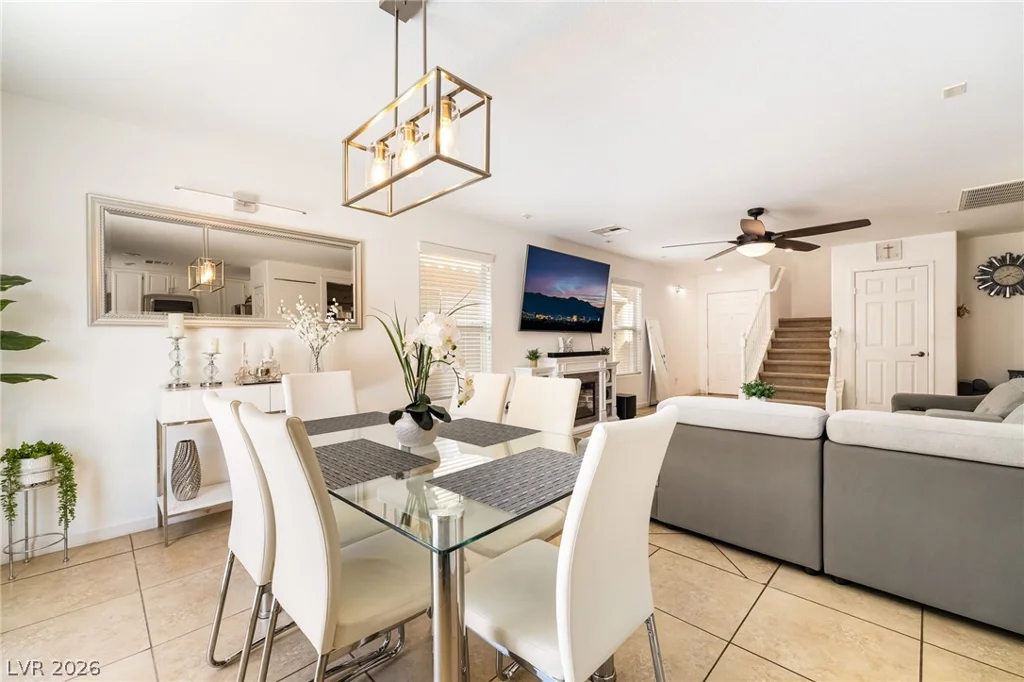 87 Glen Park, Las Vegas, NV 89183