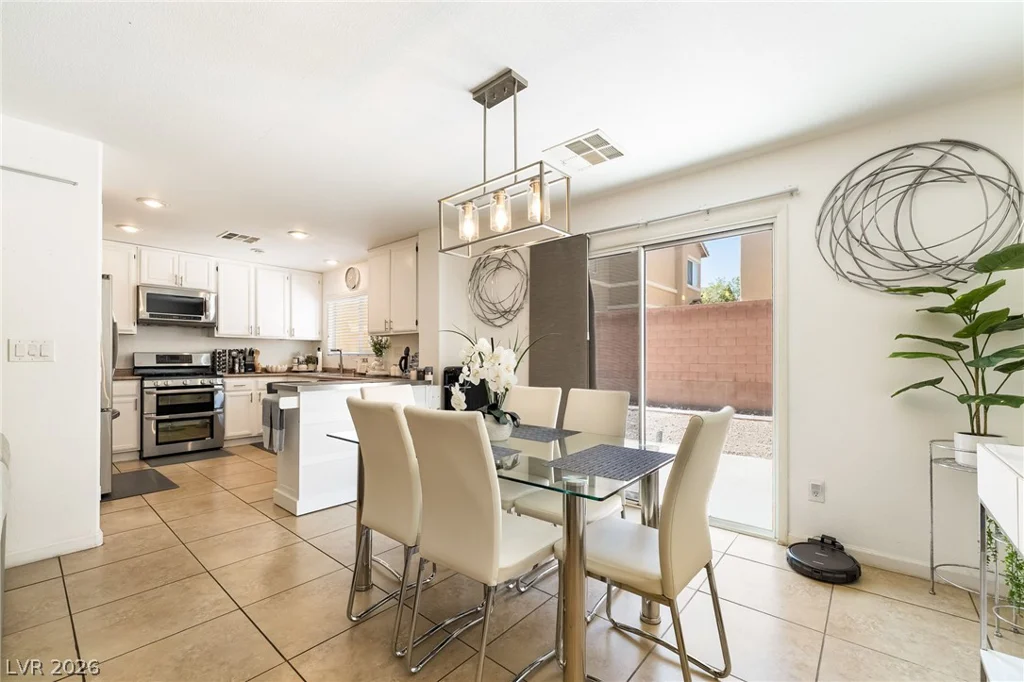 87 Glen Park, Las Vegas, NV 89183