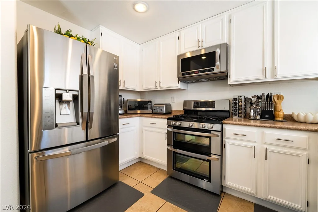 87 Glen Park, Las Vegas, NV 89183