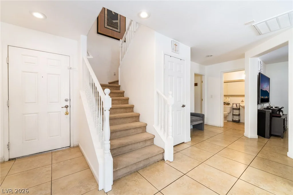 87 Glen Park, Las Vegas, NV 89183