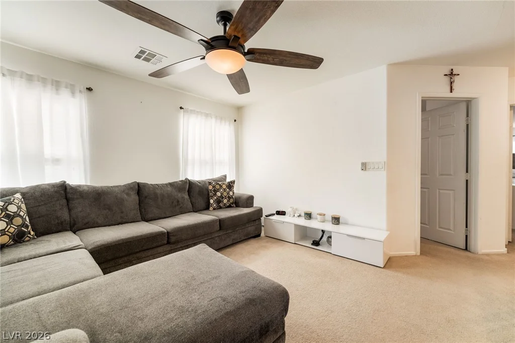 87 Glen Park, Las Vegas, NV 89183