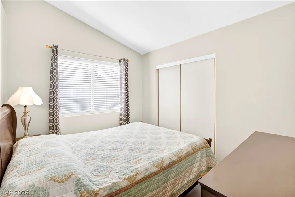 6240 Curlew, Las Vegas, NV 89122