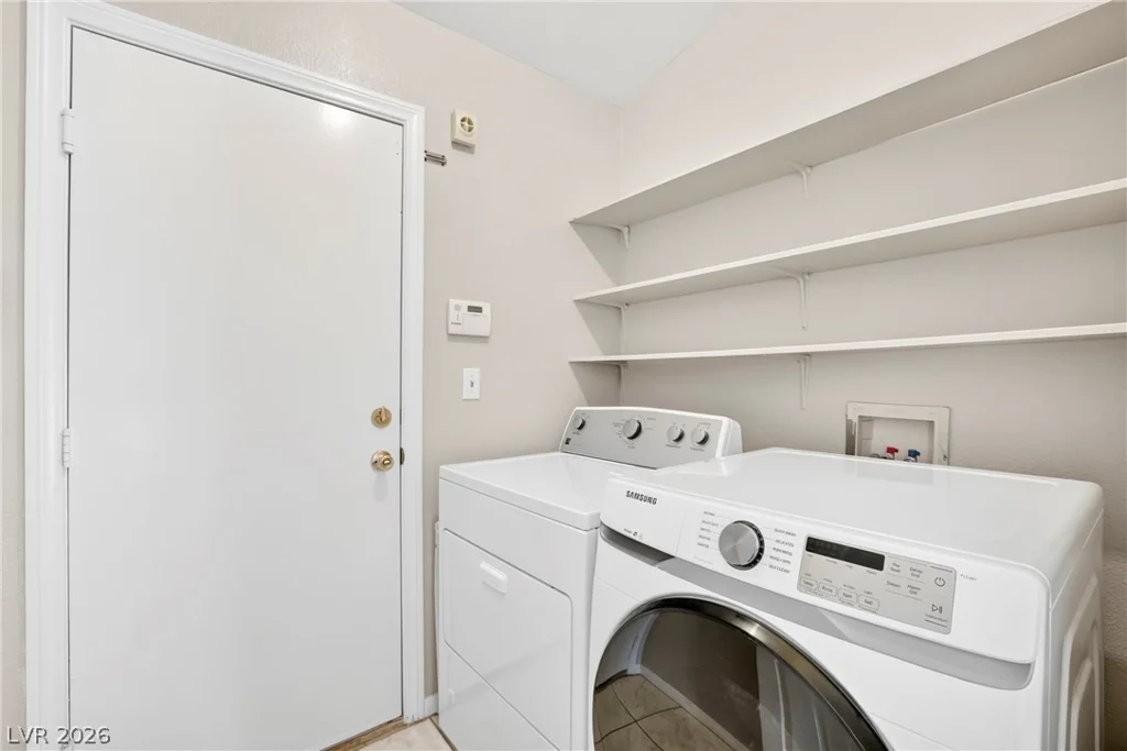6240 Curlew, Las Vegas, NV 89122