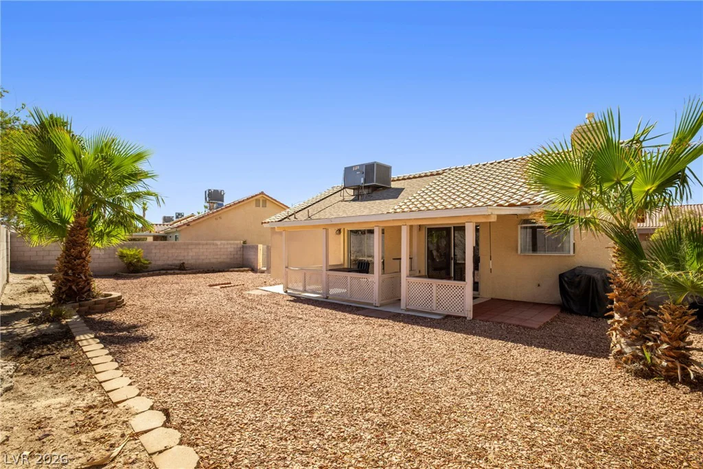 6240 Curlew, Las Vegas, NV 89122