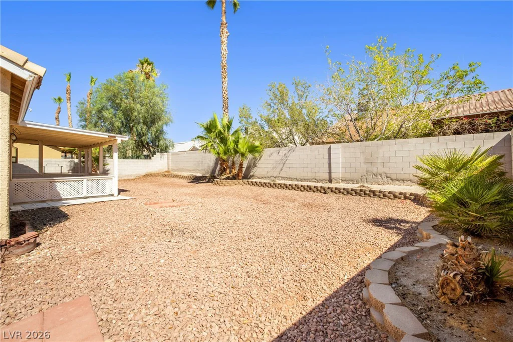 6240 Curlew, Las Vegas, NV 89122