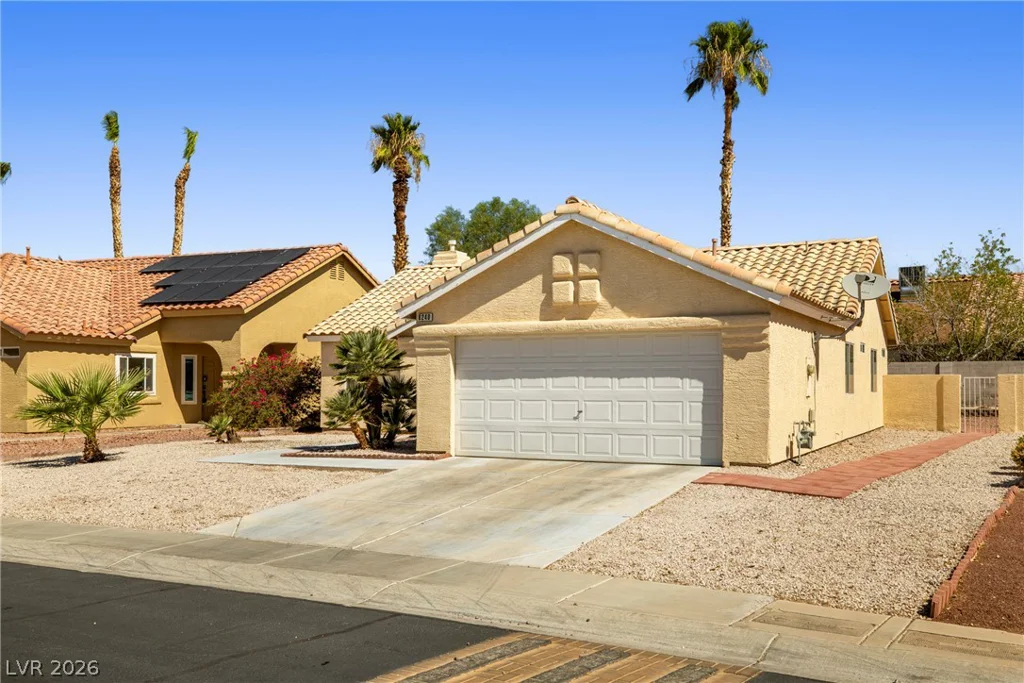 6240 Curlew, Las Vegas, NV 89122