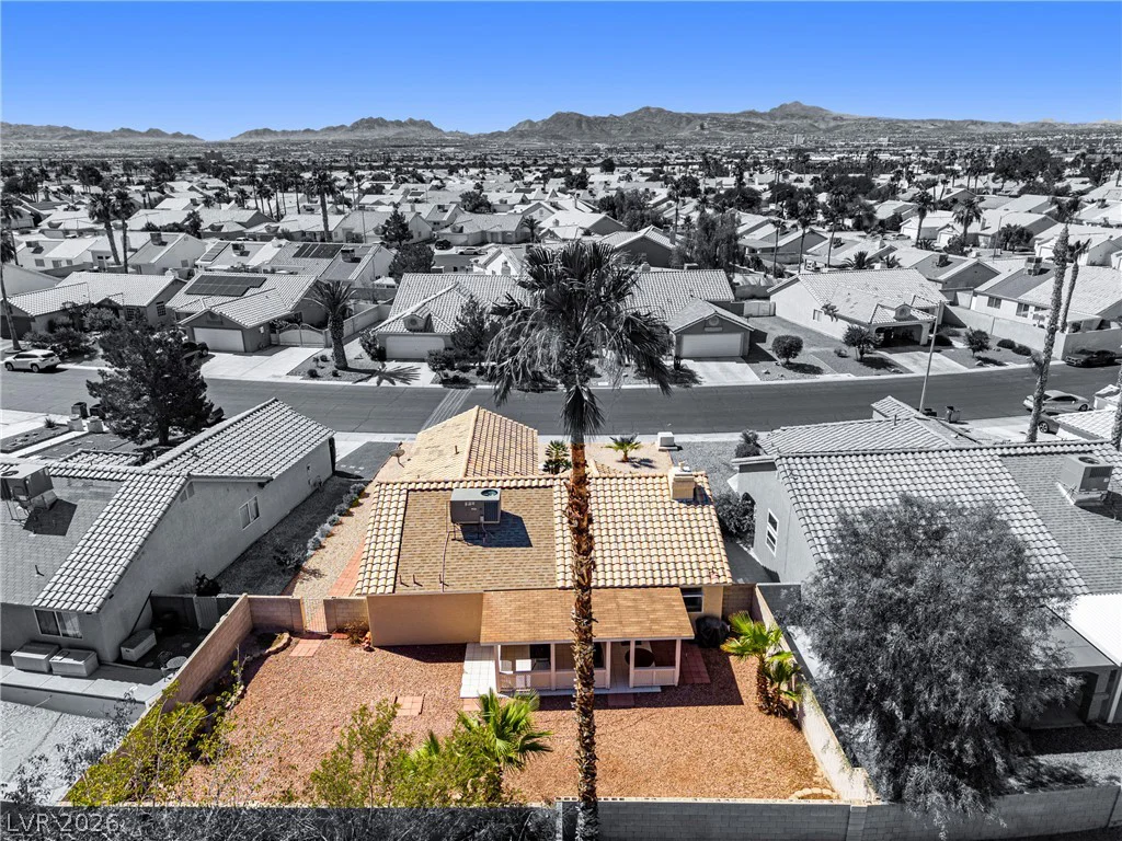 6240 Curlew, Las Vegas, NV 89122