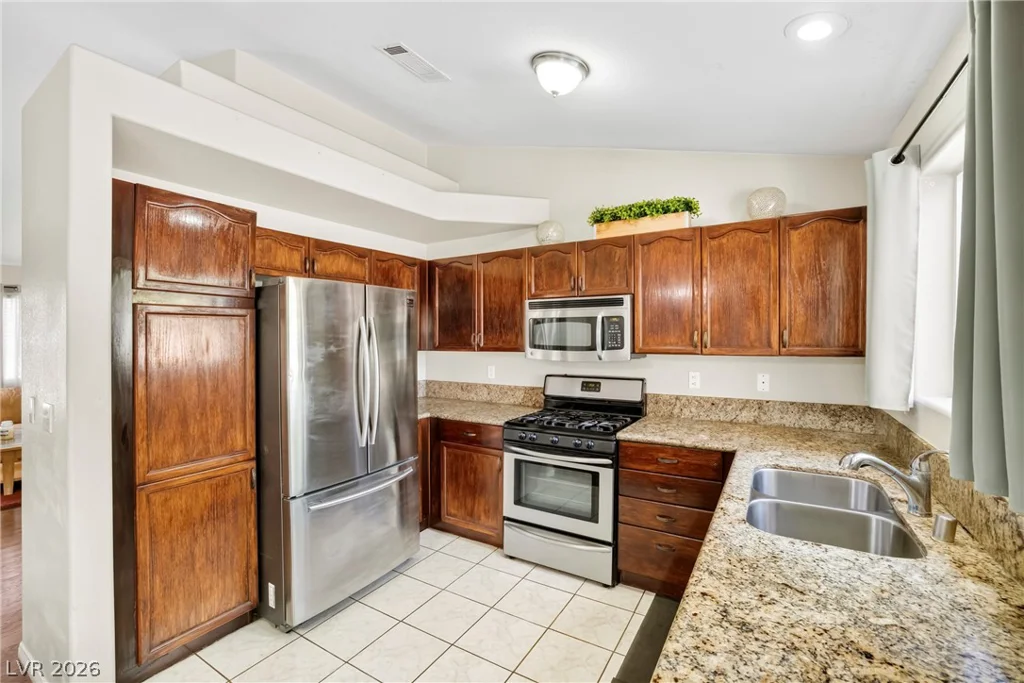 6240 Curlew, Las Vegas, NV 89122