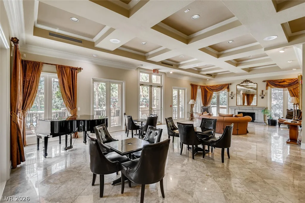 230 Flamingo, Las Vegas, NV 89169