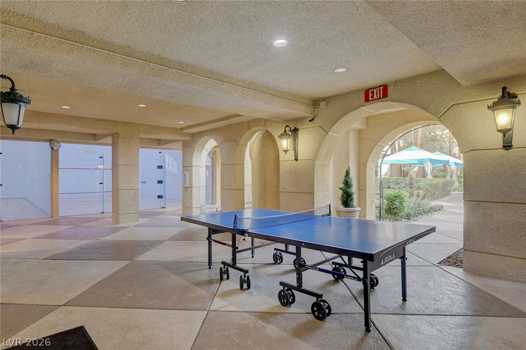 230 Flamingo, Las Vegas, NV 89169