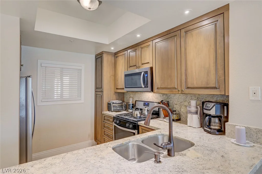 230 Flamingo, Las Vegas, NV 89169
