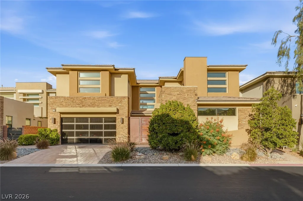 64 Grey Feather, Las Vegas, NV 89135