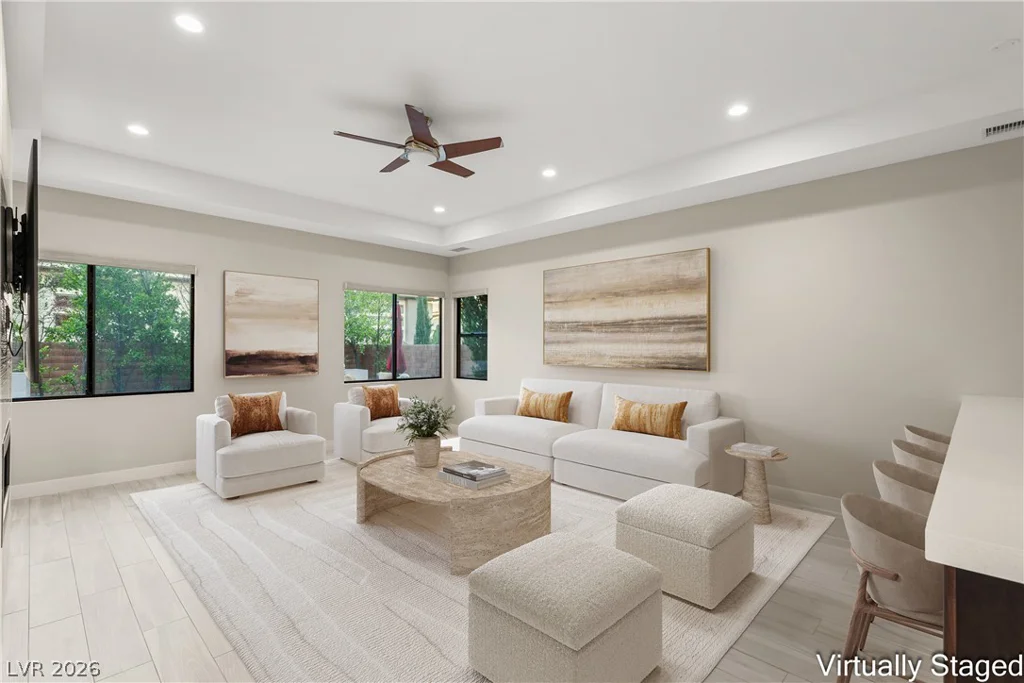 64 Grey Feather, Las Vegas, NV 89135