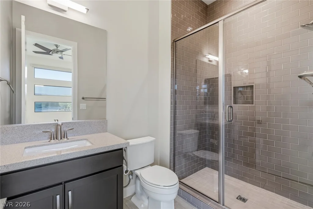 64 Grey Feather, Las Vegas, NV 89135