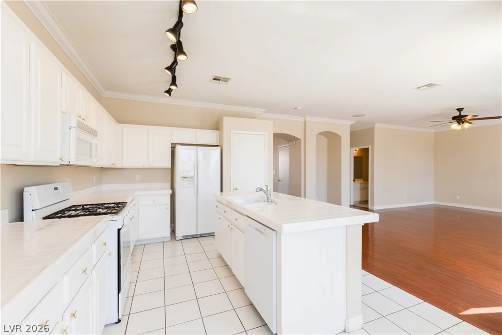 5105 Wapiti Point, Las Vegas, NV 89130