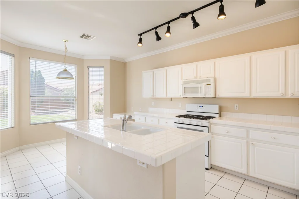 5105 Wapiti Point, Las Vegas, NV 89130