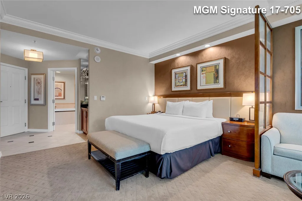 135 Harmon, Las Vegas, NV 89109