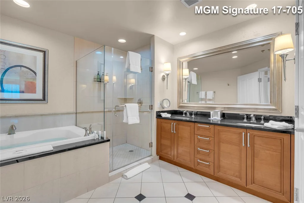 135 Harmon, Las Vegas, NV 89109