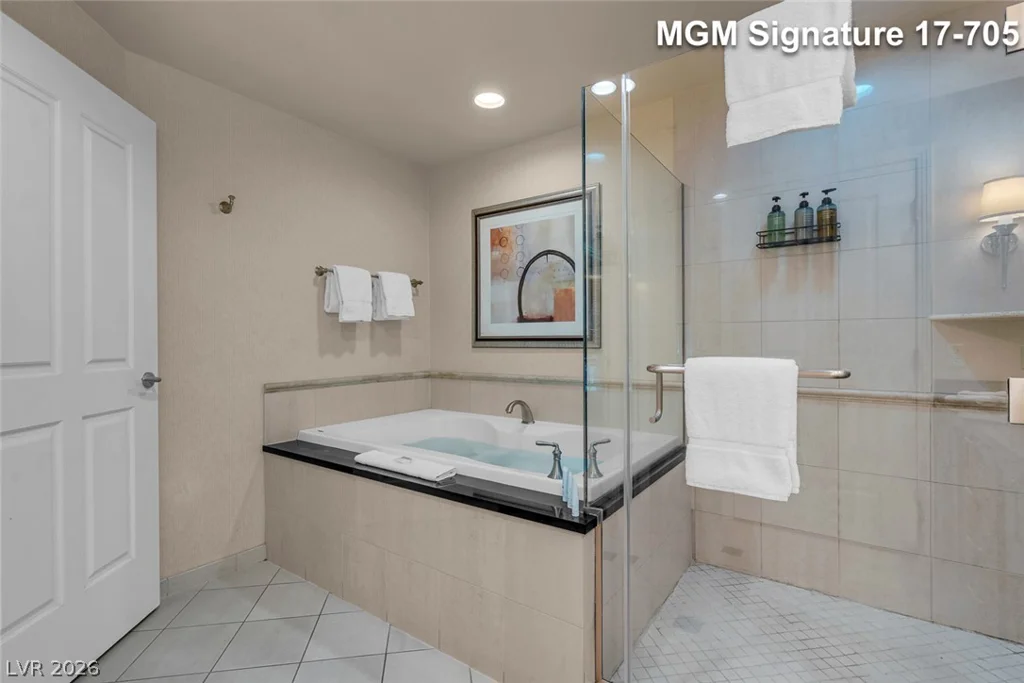 135 Harmon, Las Vegas, NV 89109